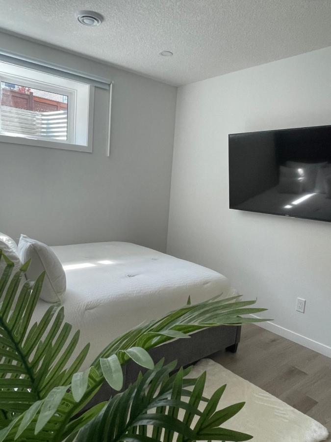 Tastefully Furnished One Bedroom Hébergement de vacances *